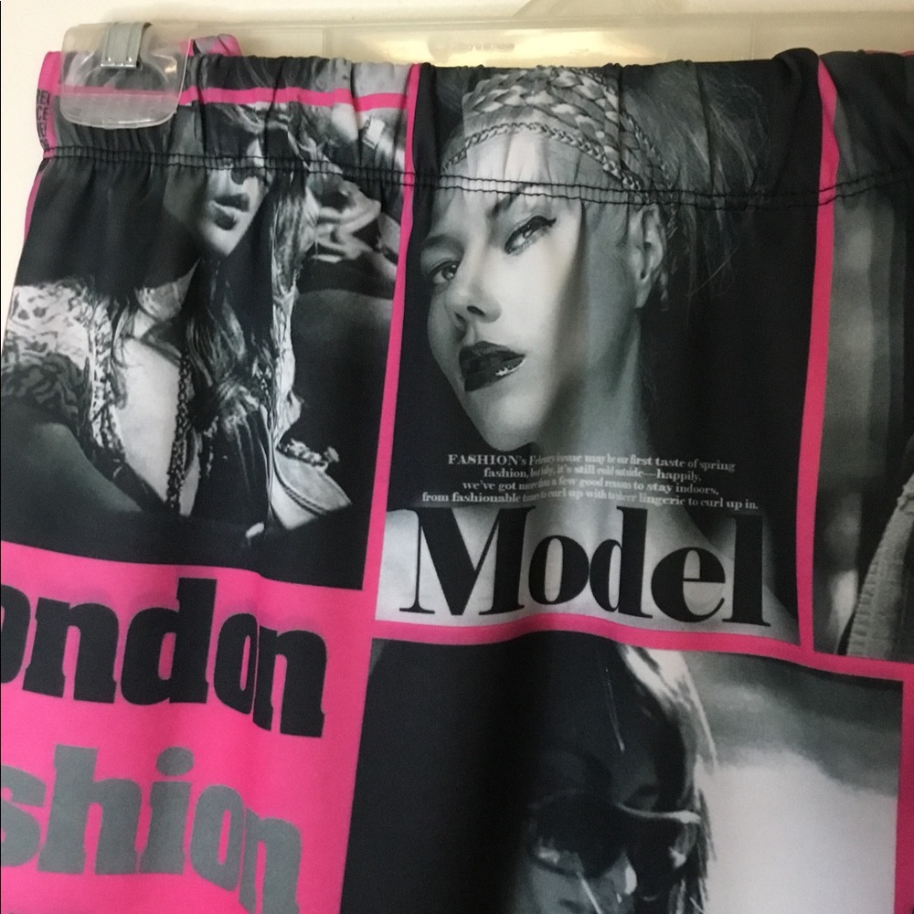 Magazine Pencil Skirt…Sz 3X - Picture 3 of 7